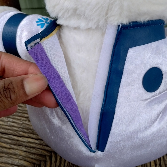 Snowflake Captain Polar Bear in White Astronaut Suit Sitting 8" stuffed animal - Picture 15 of 15